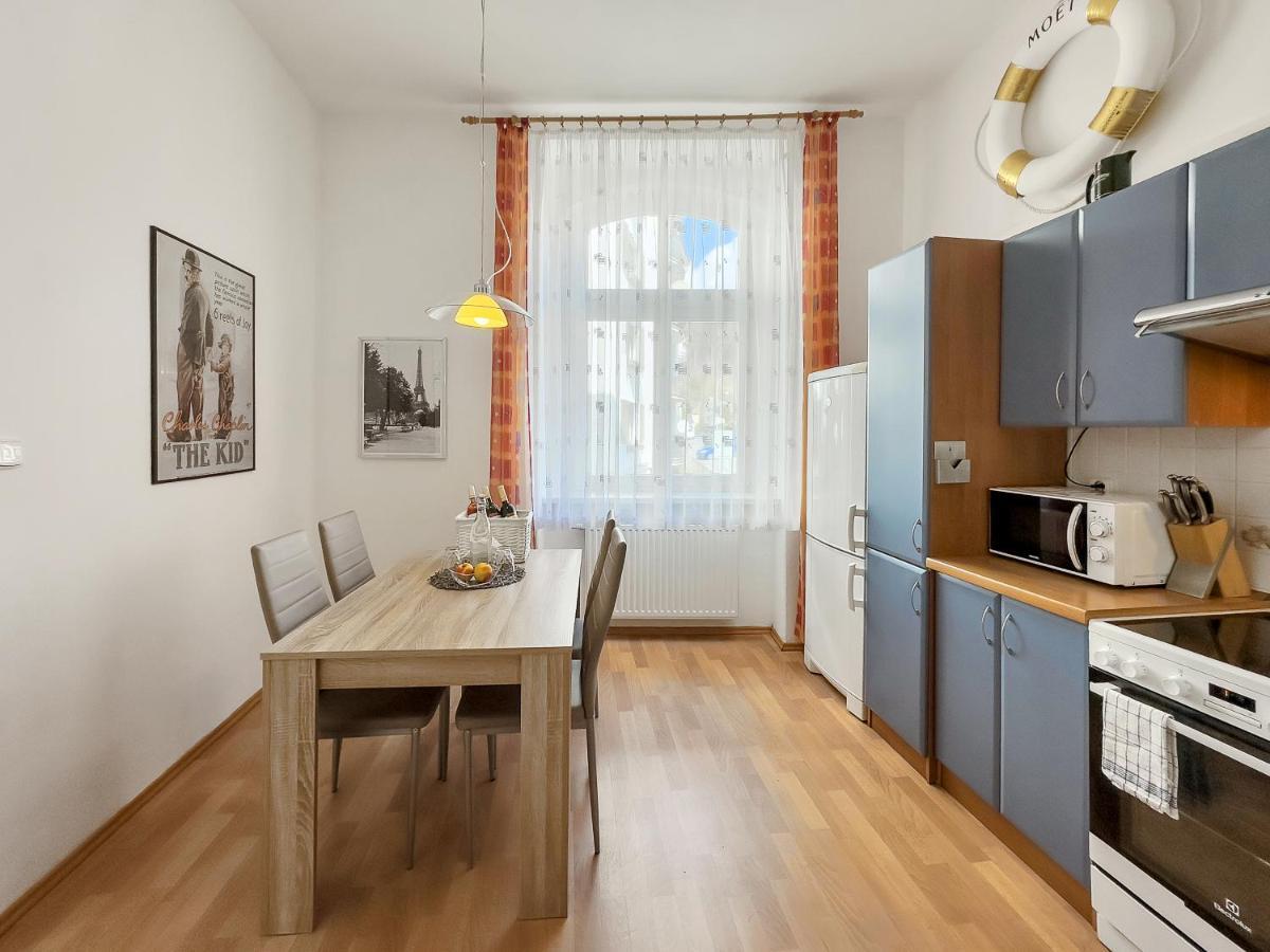 Laura'S Apartment Карлові Вари Екстер'єр фото